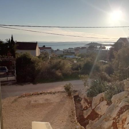 Francis Appartements Pakoštane Εξωτερικό φωτογραφία