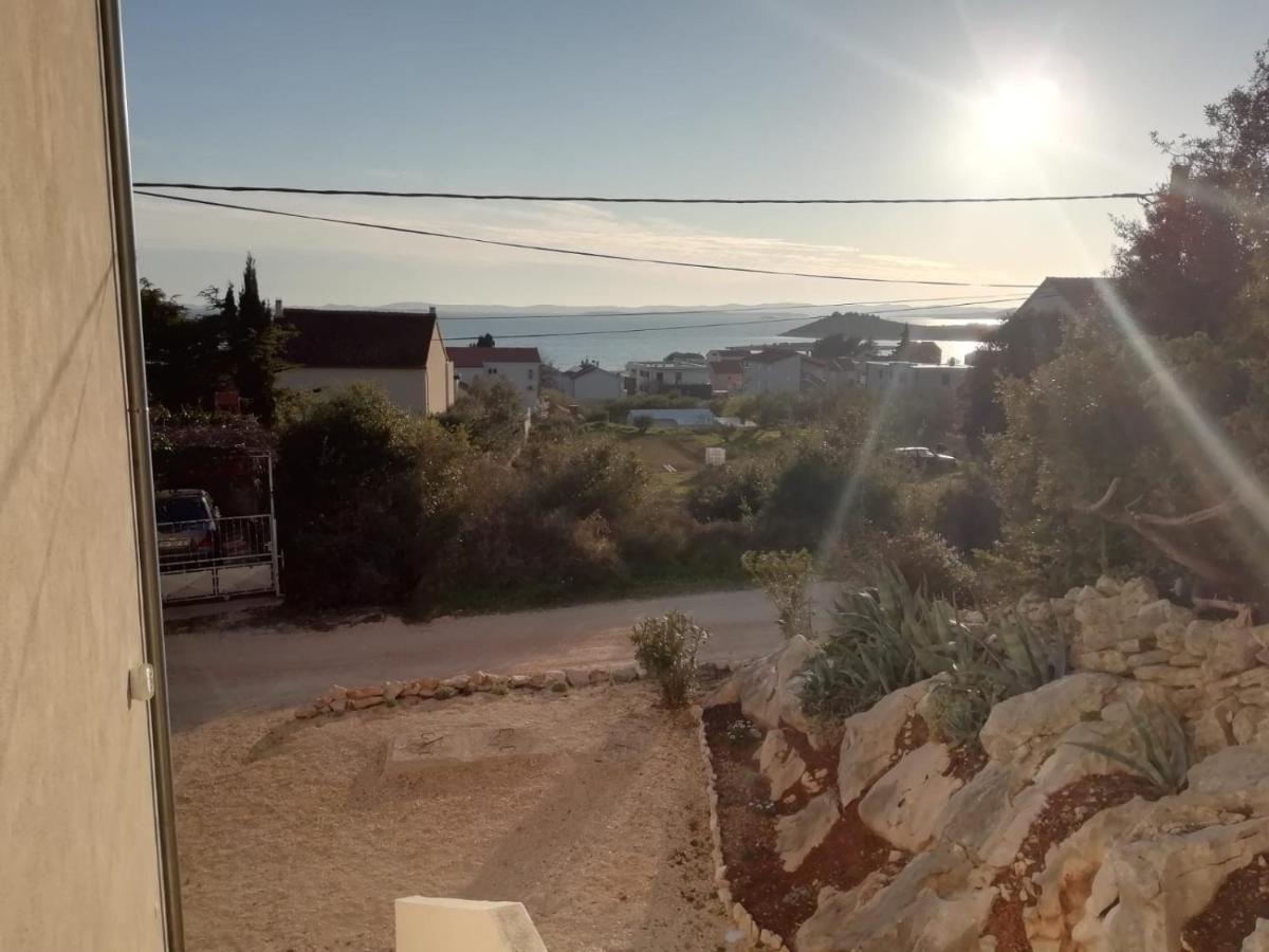 Francis Appartements Pakoštane Εξωτερικό φωτογραφία