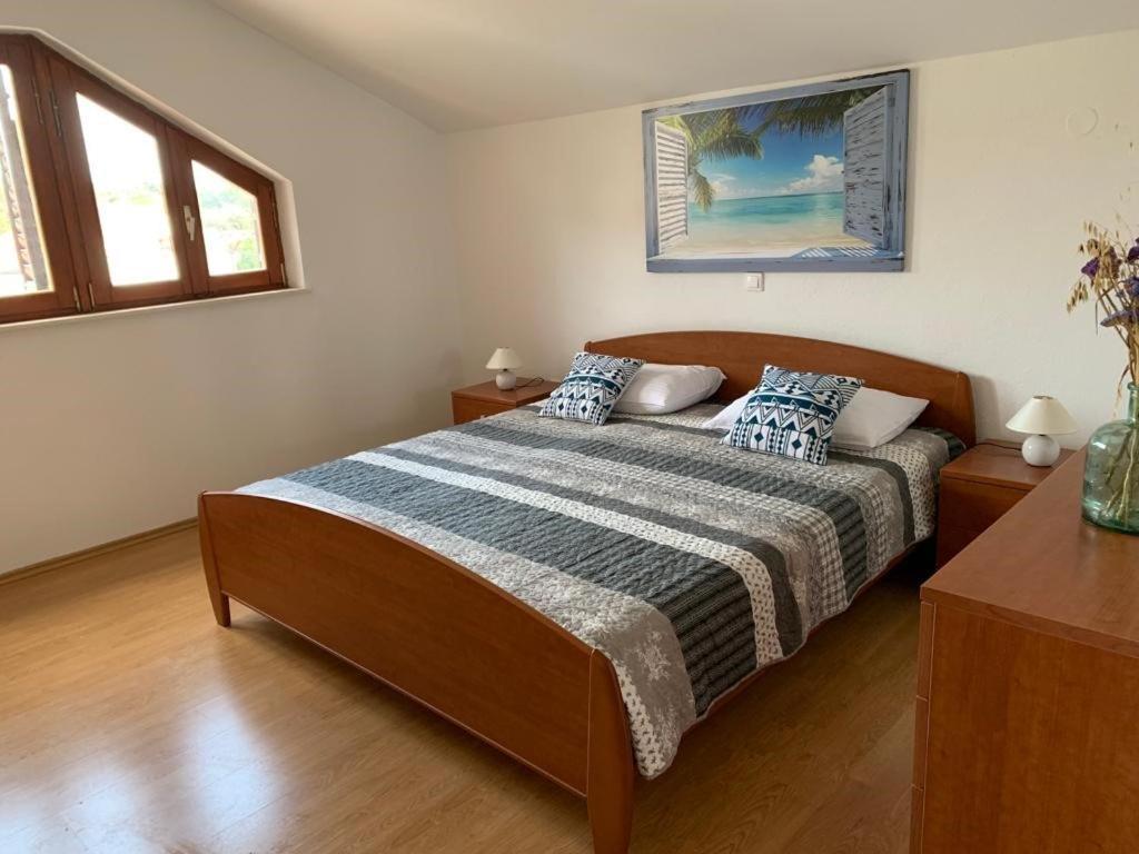 Francis Appartements Pakoštane Εξωτερικό φωτογραφία